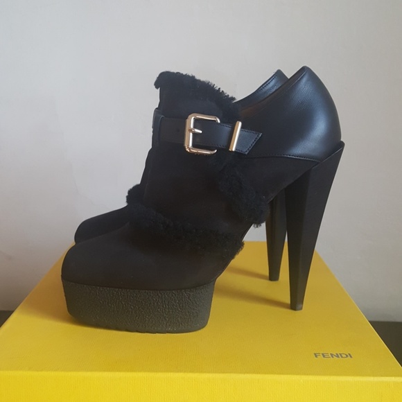 Fendi Women's Bootie - Picture 5 of 8